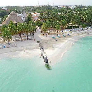 Maria Del Mar Isla Mujeres