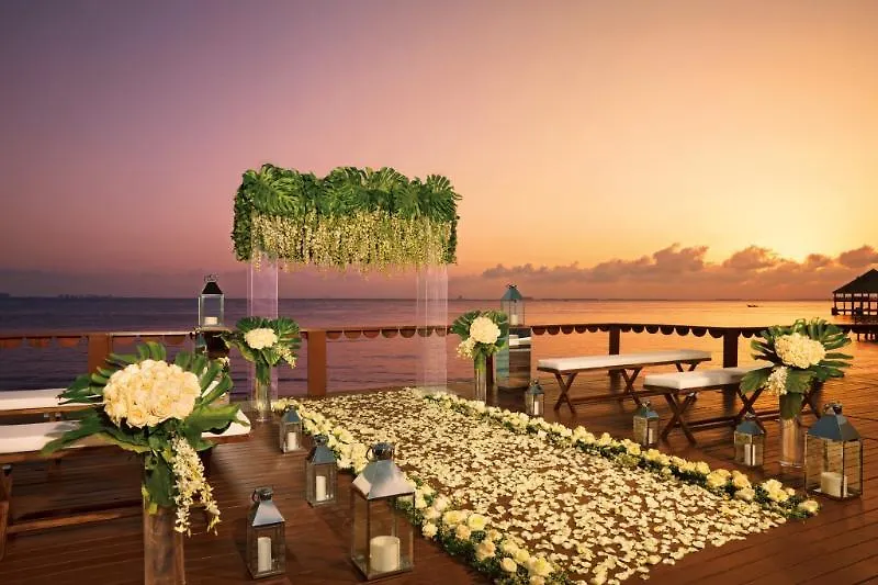 ***** Feriested Zoetry Villa Rolandi Isla Mujeres Cancun Mexico